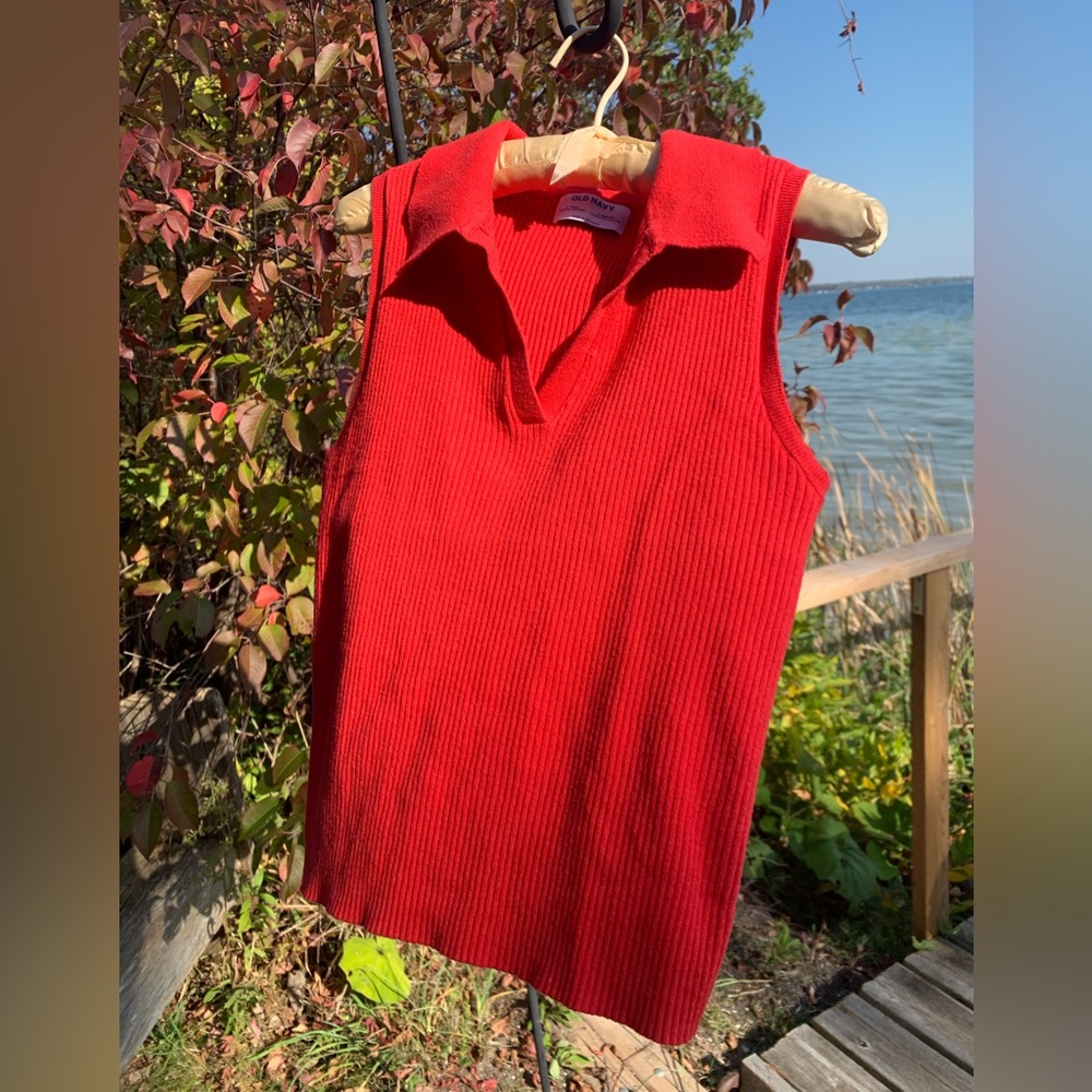 Red Ribbed Knit Crop Top